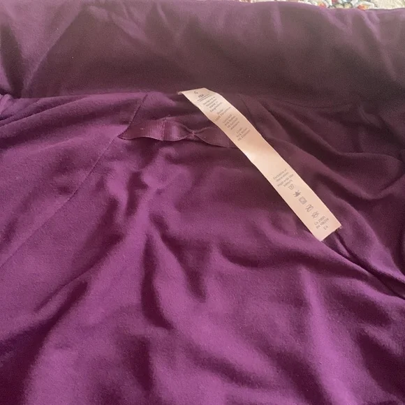 Lululemon jacket - Picture 7 of 17